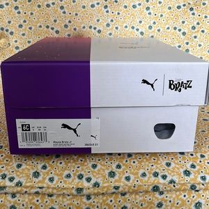 Brand new never worn BRATZ Mayze Pumas